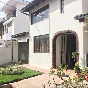 Kawsay Habitación en casa particular Quito
