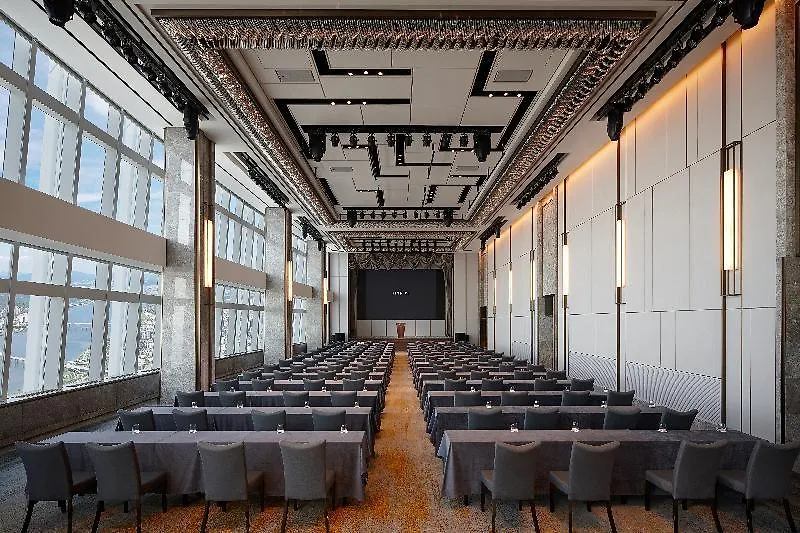 Signiel Seoul Hotel 5*,